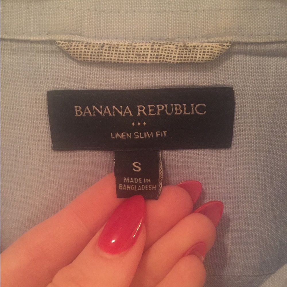 Banana Republic Light Blue Linen Button Up